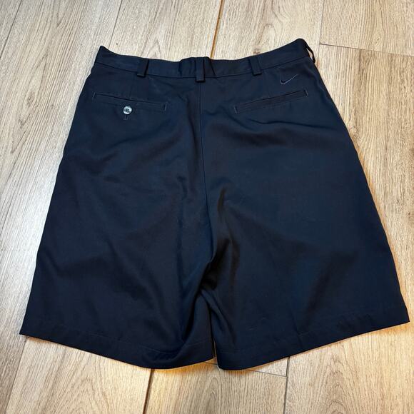 Nike Golf Dri Fit Dark Navy Trouser Shorts Size 32 Medium - Picture 2 of 7